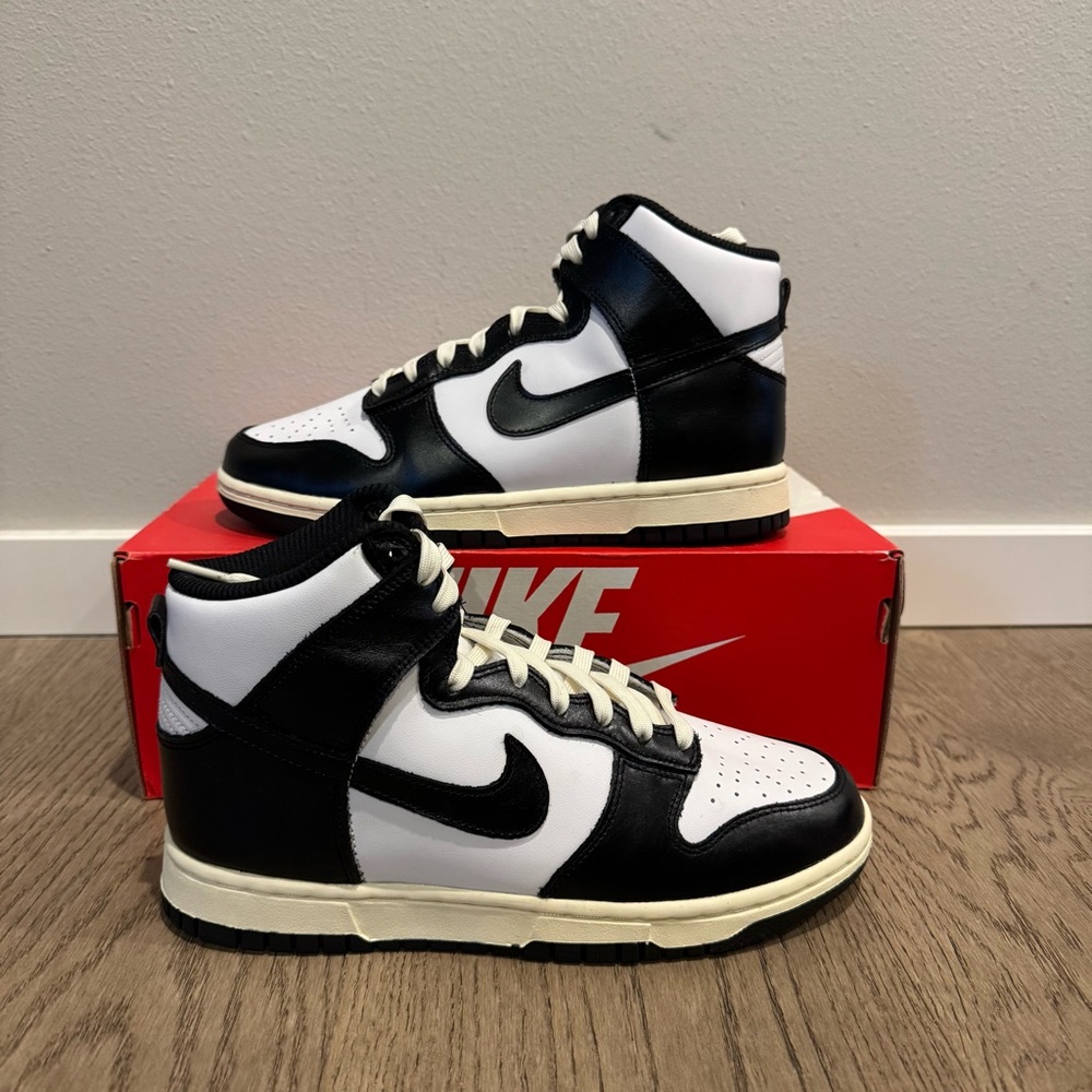 Nike Dunk High Vintage Black